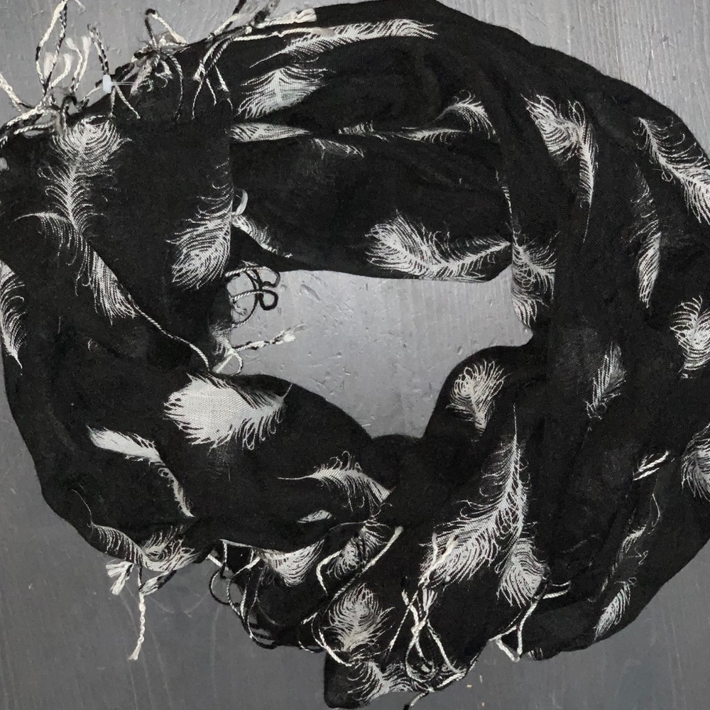 Printed Village black and white feather scarf
